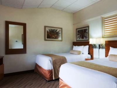 Western & Hotel North Naples
